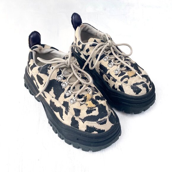 Eytys Angel Leopard/Serengeti Print Lug Sole Sneaker - Picture 2 of 12